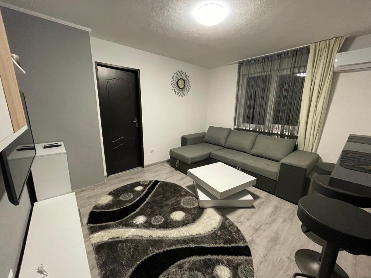 T&T Apartman Прайд Екстер'єр фото